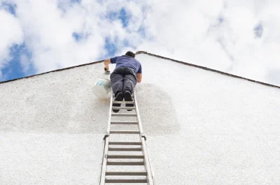 Peinture extérieure au Crès — façades et ravalement
